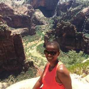 Meet your Posher, Joyce